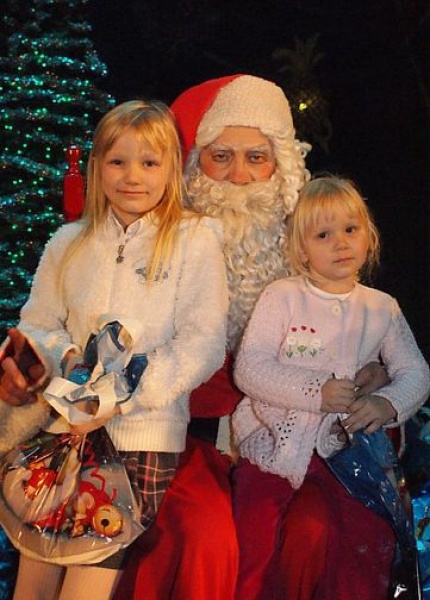 Zdjęcie w galerii na portalu naszwodzislaw.com: Dziadek do orzeców i list do Mikołaja wiadomości z regionu