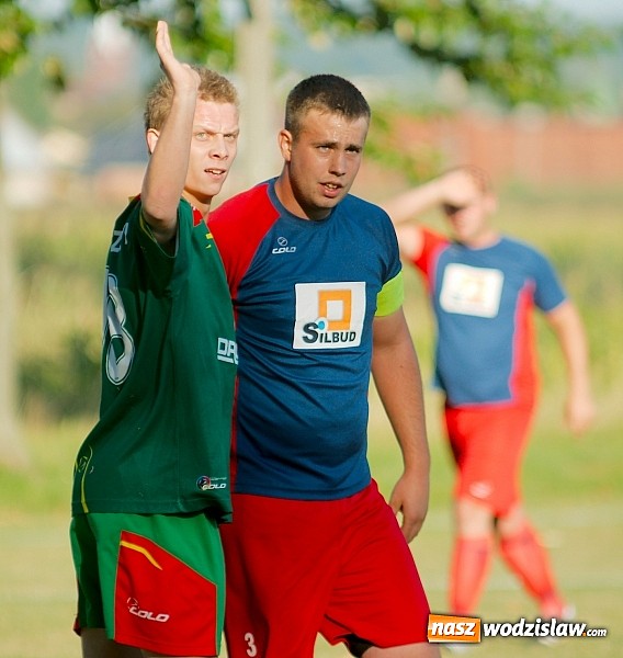 Zdjęcie w galerii na portalu naszwodzislaw.com: Nerwowo w Nieboczowach. Gospodarze górą nad Wojnowicami wiadomości z regionu