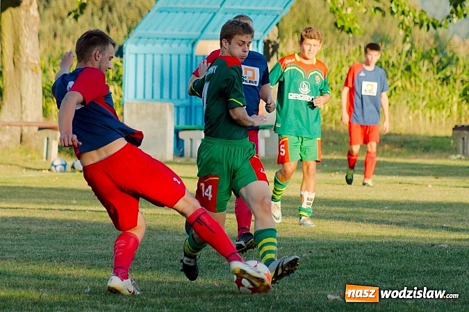 Zdjęcie w galerii na portalu naszwodzislaw.com: Nerwowo w Nieboczowach. Gospodarze górą nad Wojnowicami wiadomości z regionu