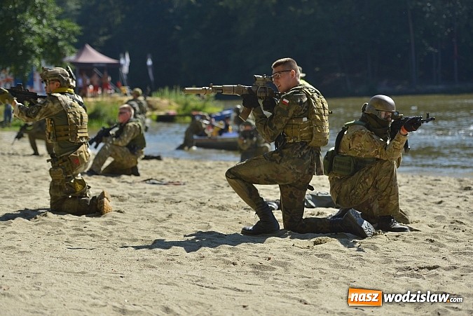 Zdjęcie w galerii na portalu naszwodzislaw.com: Balaton opanowany przez żołnierzy wiadomości z regionu