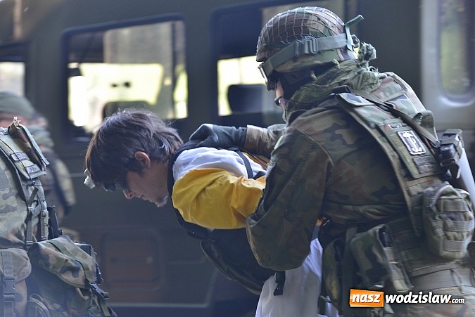 Zdjęcie w galerii na portalu naszwodzislaw.com: Balaton opanowany przez żołnierzy wiadomości z regionu