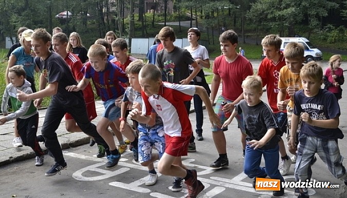 Zdjęcie w galerii na portalu naszwodzislaw.com: Piknik sportowy na Wilchwach wiadomości z regionu