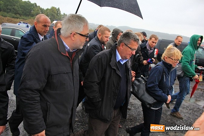 Zdjęcie w galerii na portalu naszwodzislaw.com: Prezydent Bronisław Komorowski odwiedził teren budowy zbiornika Racibórz wiadomości z regionu