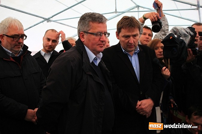 Zdjęcie w galerii na portalu naszwodzislaw.com: Prezydent Bronisław Komorowski odwiedził teren budowy zbiornika Racibórz wiadomości z regionu