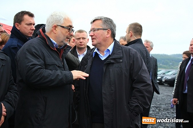 Zdjęcie w galerii na portalu naszwodzislaw.com: Prezydent Bronisław Komorowski odwiedził teren budowy zbiornika Racibórz wiadomości z regionu