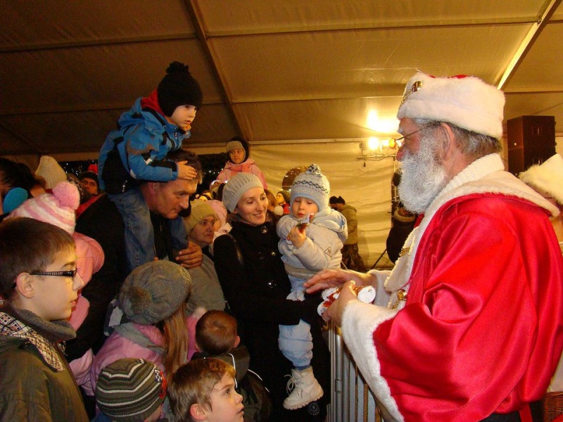 Zdjęcie w galerii na portalu naszwodzislaw.com: Czekoladowe mikołaje dla każdego wiadomości z regionu