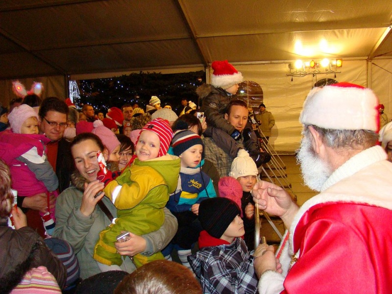 Zdjęcie w galerii na portalu naszwodzislaw.com: Czekoladowe mikołaje dla każdego wiadomości z regionu