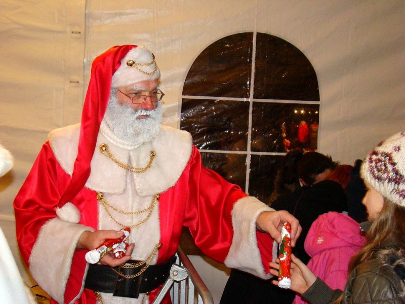 Zdjęcie w galerii na portalu naszwodzislaw.com: Czekoladowe mikołaje dla każdego wiadomości z regionu