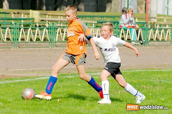 Zdjęcie w galerii na portalu naszwodzislaw.com: Skrzyszowska Gwiazda rozbita w Raciborzu wiadomości z regionu