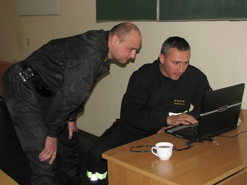 Zdjęcie w galerii na portalu naszwodzislaw.com: Ćwiczenia straży i pogotowia lotniczego wiadomości z regionu