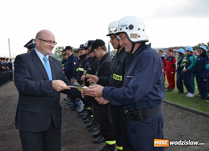 Zdjęcie w galerii na portalu naszwodzislaw.com: Strażacy zmierzyli się w Rydułtowach wiadomości z regionu