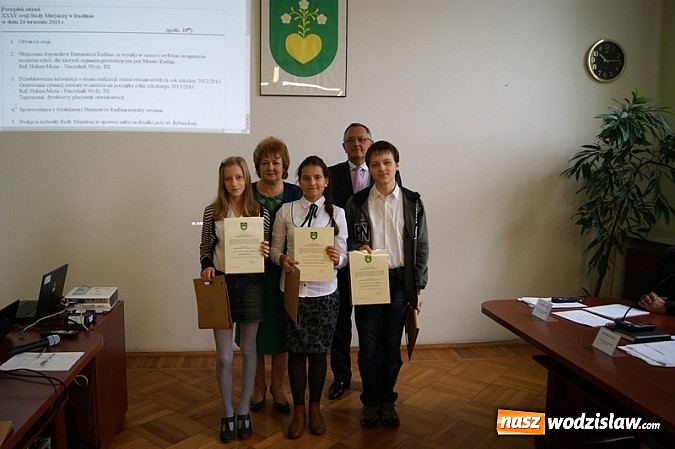 Zdjęcie w galerii na portalu naszwodzislaw.com: Najzdolniejsi nagrodzeni przez burmistrza  wiadomości z regionu