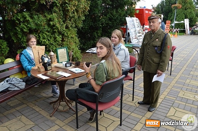 Zdjęcie w galerii na portalu naszwodzislaw.com: Stowarzyszenia wyszły do ludzi wiadomości z regionu