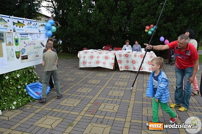 Zdjęcie w galerii na portalu naszwodzislaw.com: Stowarzyszenia wyszły do ludzi wiadomości z regionu