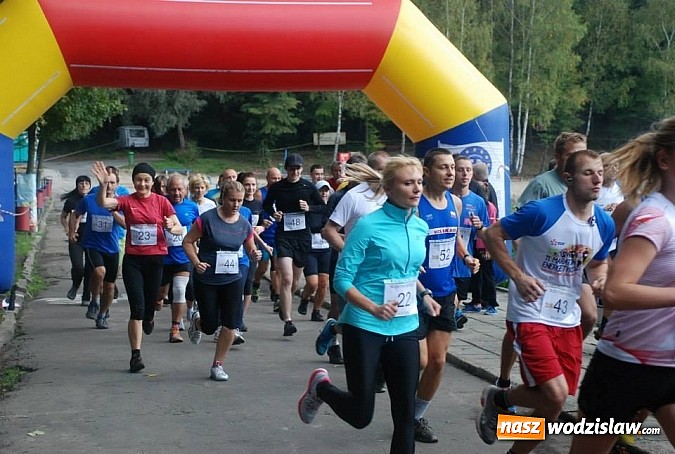 Zdjęcie w galerii na portalu naszwodzislaw.com: Ponad 100 zawodników wzięło udział w biegu na Balatonie wiadomości z regionu