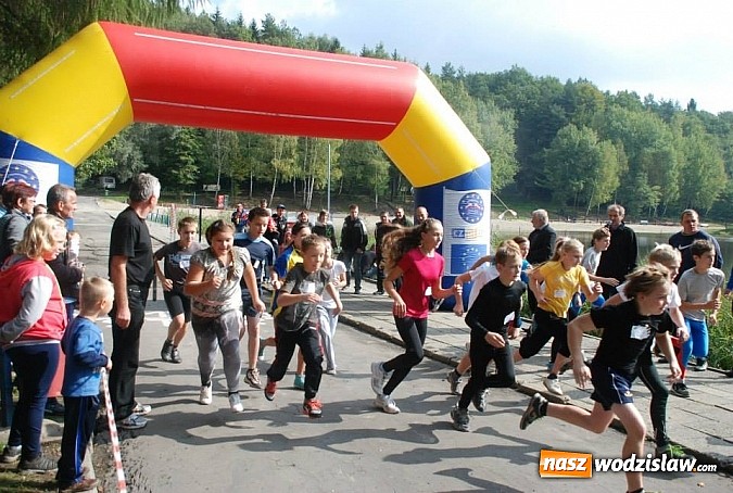 Zdjęcie w galerii na portalu naszwodzislaw.com: Ponad 100 zawodników wzięło udział w biegu na Balatonie wiadomości z regionu