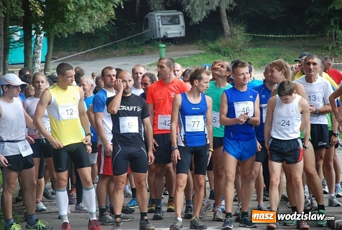 Zdjęcie w galerii na portalu naszwodzislaw.com: Ponad 100 zawodników wzięło udział w biegu na Balatonie wiadomości z regionu