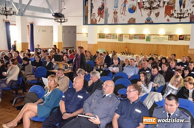 Zdjęcie w galerii na portalu naszwodzislaw.com: W Gorzycach rozmawiali o przemocy wiadomości z regionu