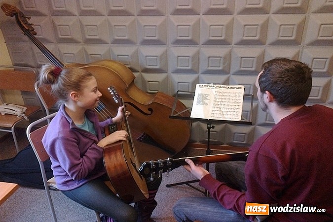 Zdjęcie w galerii na portalu naszwodzislaw.com: Nauka gry na instrumentach dla każdego! wiadomości z regionu