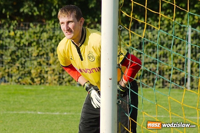 Zdjęcie w galerii na portalu naszwodzislaw.com: A klasa: Emocjonujący pojedynek przy Tuwima. Remis Gorzyc w Raciborzu wiadomości z regionu