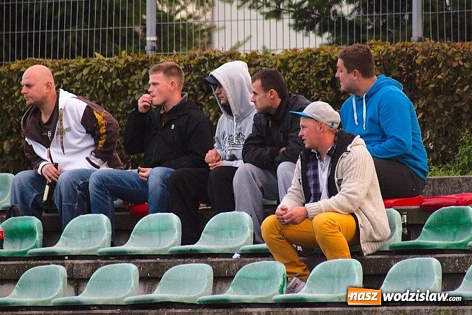 Zdjęcie w galerii na portalu naszwodzislaw.com: A klasa: Emocjonujący pojedynek przy Tuwima. Remis Gorzyc w Raciborzu wiadomości z regionu