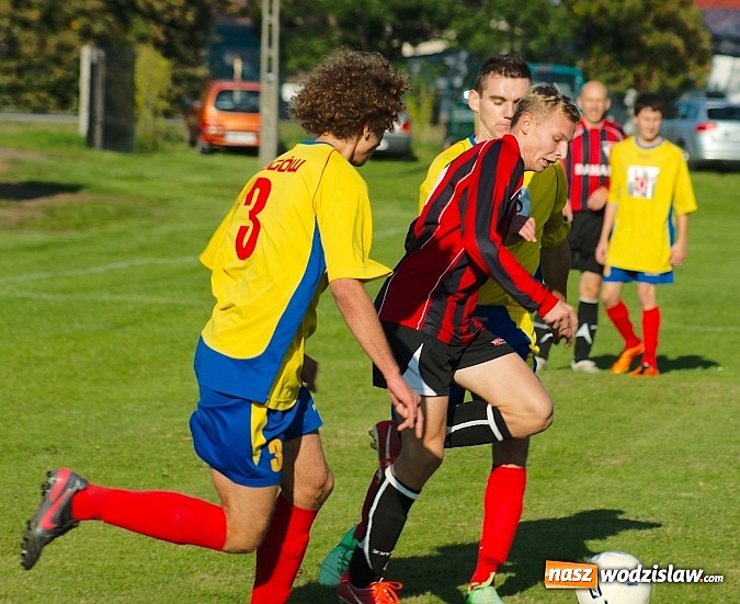 Zdjęcie w galerii na portalu naszwodzislaw.com: Dreszczowiec w Bieńkowicach. Rezerwy Rogowa pokonane wiadomości z regionu