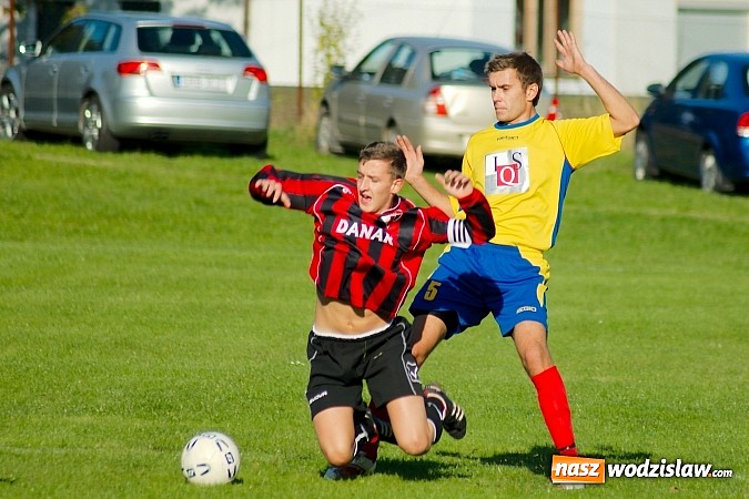 Zdjęcie w galerii na portalu naszwodzislaw.com: Dreszczowiec w Bieńkowicach. Rezerwy Rogowa pokonane wiadomości z regionu