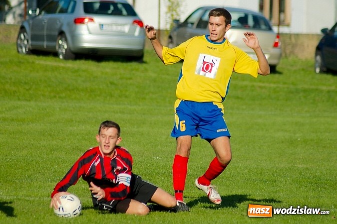 Zdjęcie w galerii na portalu naszwodzislaw.com: Dreszczowiec w Bieńkowicach. Rezerwy Rogowa pokonane wiadomości z regionu
