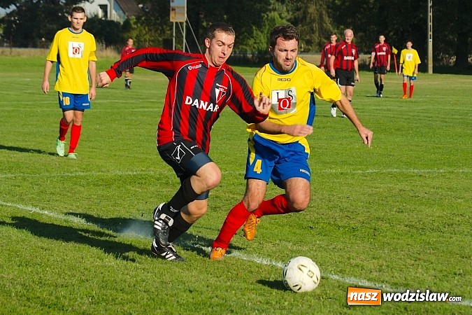 Zdjęcie w galerii na portalu naszwodzislaw.com: Dreszczowiec w Bieńkowicach. Rezerwy Rogowa pokonane wiadomości z regionu