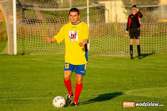 Zdjęcie w galerii na portalu naszwodzislaw.com: Dreszczowiec w Bieńkowicach. Rezerwy Rogowa pokonane wiadomości z regionu