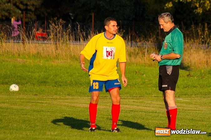 Zdjęcie w galerii na portalu naszwodzislaw.com: Dreszczowiec w Bieńkowicach. Rezerwy Rogowa pokonane wiadomości z regionu