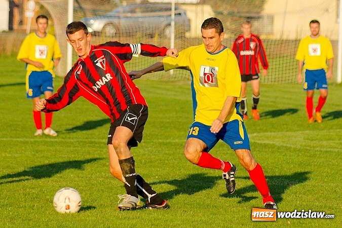 Zdjęcie w galerii na portalu naszwodzislaw.com: Dreszczowiec w Bieńkowicach. Rezerwy Rogowa pokonane wiadomości z regionu