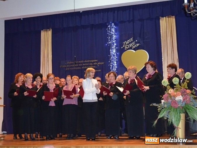 Zdjęcie w galerii na portalu naszwodzislaw.com: Tytuł Człowieka o Złotym Sercu przyznany wiadomości z regionu