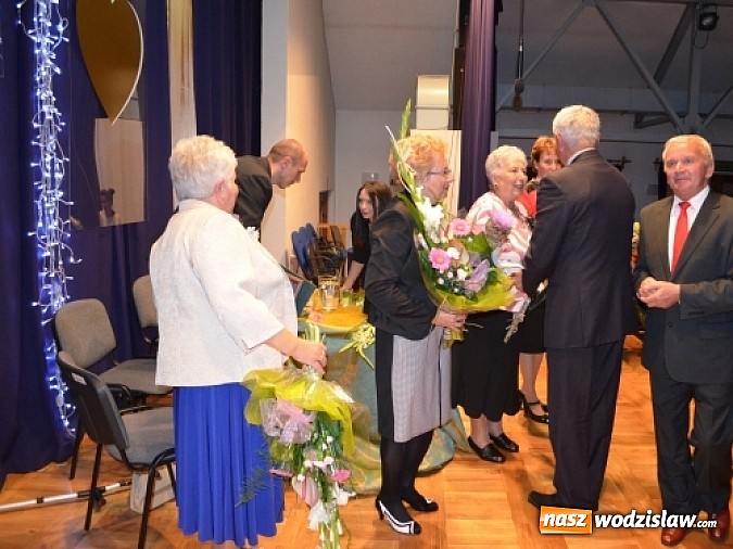 Zdjęcie w galerii na portalu naszwodzislaw.com: Tytuł Człowieka o Złotym Sercu przyznany wiadomości z regionu
