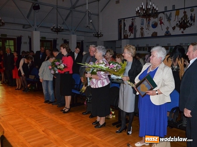 Zdjęcie w galerii na portalu naszwodzislaw.com: Tytuł Człowieka o Złotym Sercu przyznany wiadomości z regionu