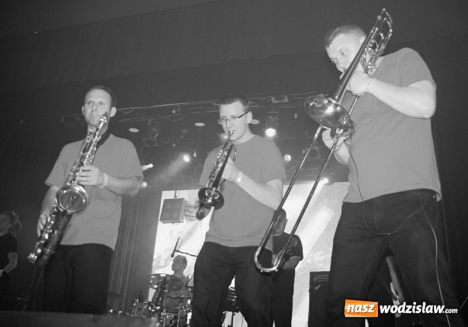 Zdjęcie w galerii na portalu naszwodzislaw.com: 10 lat zespołu Tabu - fotorelacja wiadomości z regionu