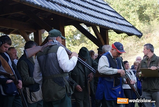 Zdjęcie w galerii na portalu naszwodzislaw.com: Polowanie na granicy, czyli pokaz kunsztu polskich i czeskich myśliwych wiadomości z regionu
