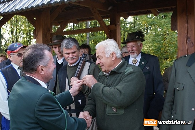 Zdjęcie w galerii na portalu naszwodzislaw.com: Polowanie na granicy, czyli pokaz kunsztu polskich i czeskich myśliwych wiadomości z regionu