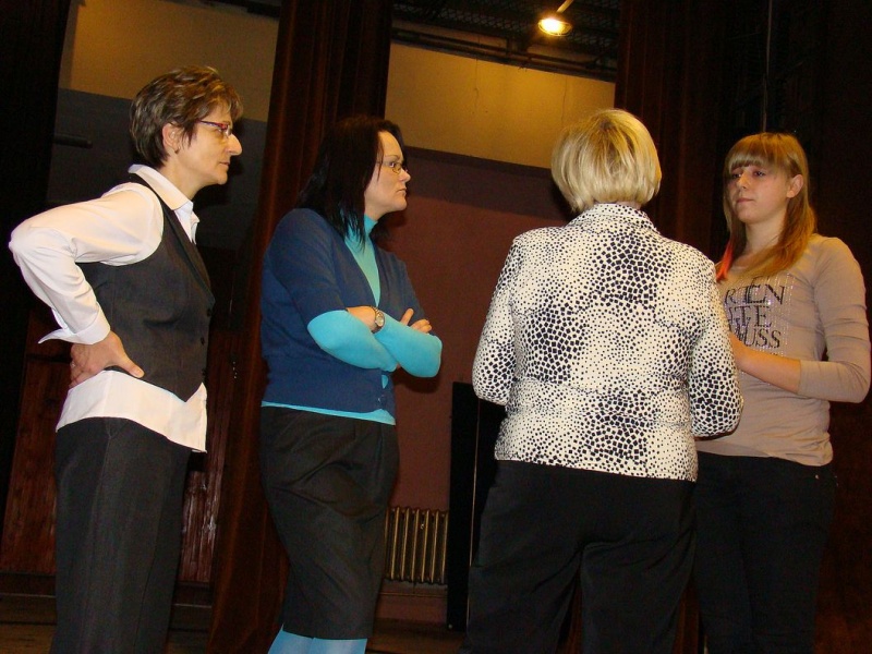 Zdjęcie w galerii na portalu naszwodzislaw.com: Do olimpiady zgłaszają się na ochotnika wiadomości z regionu