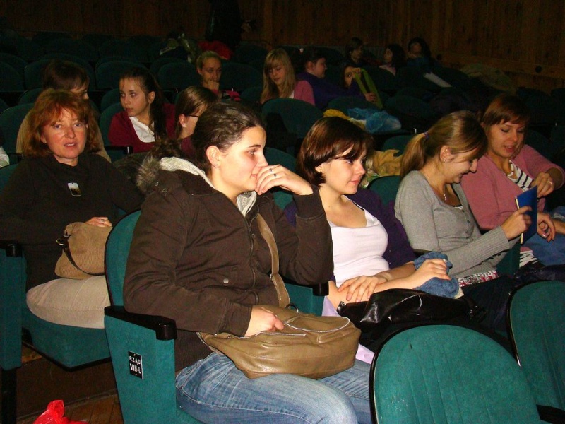 Zdjęcie w galerii na portalu naszwodzislaw.com: Do olimpiady zgłaszają się na ochotnika wiadomości z regionu