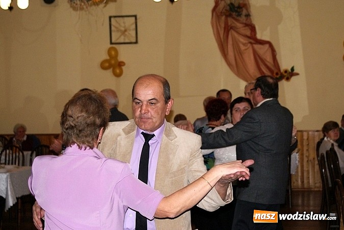Zdjęcie w galerii na portalu naszwodzislaw.com: Emeryci bawili się w czasie Dnia Seniora w Mszanie wiadomości z regionu