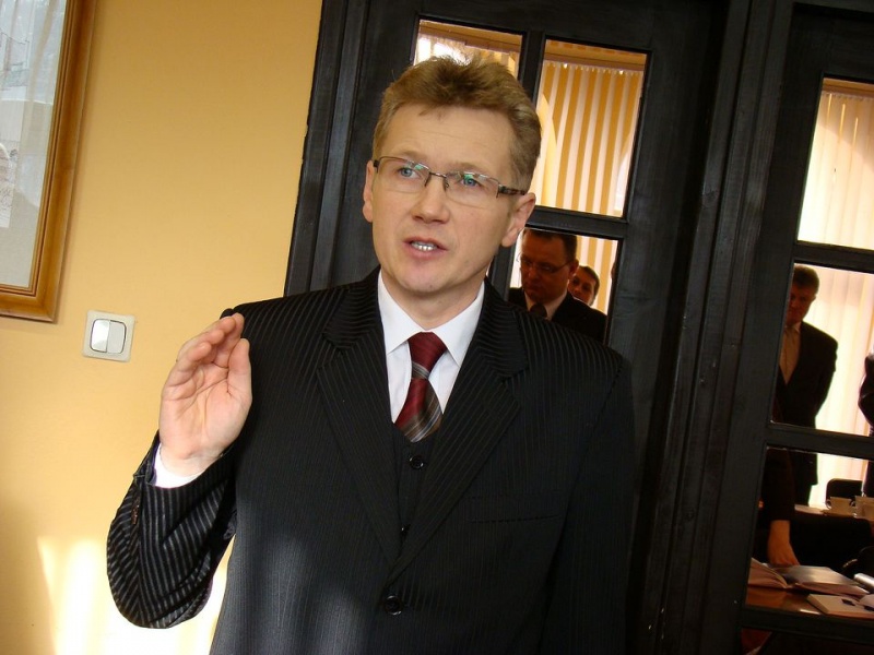 Zdjęcie w galerii na portalu naszwodzislaw.com: Szymanek zaczął oficjalnie rządzić wiadomości z regionu