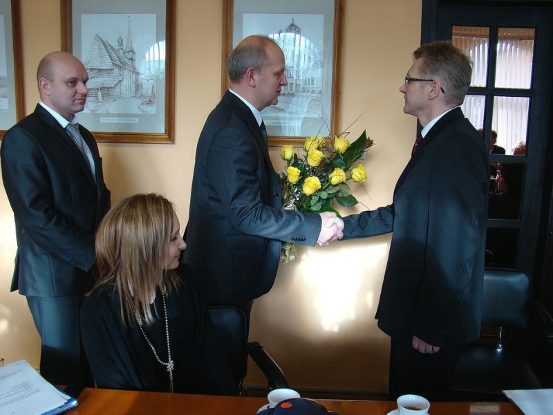 Zdjęcie w galerii na portalu naszwodzislaw.com: Szymanek zaczął oficjalnie rządzić wiadomości z regionu