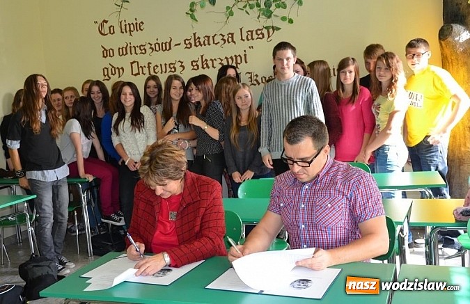 Zdjęcie w galerii na portalu naszwodzislaw.com: W II LO w Wodzisławiu Śl. powstała klasa dziennikarska  wiadomości z regionu