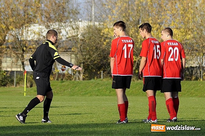 Zdjęcie w galerii na portalu naszwodzislaw.com: Piłkarze Rafako wygrali z Naprzodem wiadomości z regionu