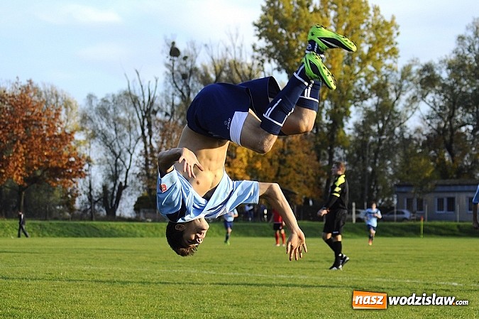 Zdjęcie w galerii na portalu naszwodzislaw.com: Piłkarze Rafako wygrali z Naprzodem wiadomości z regionu