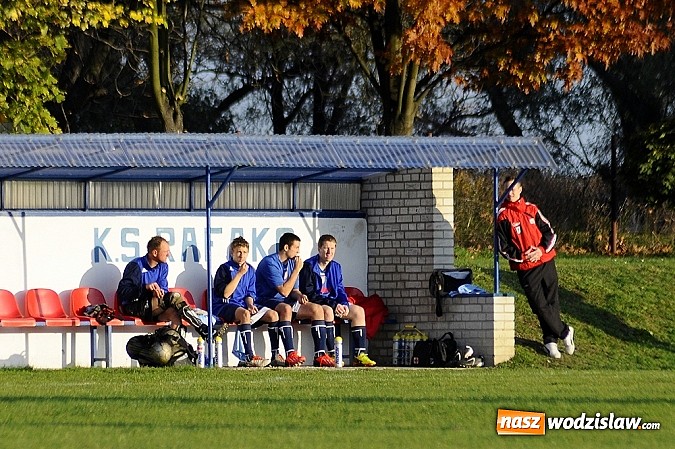 Zdjęcie w galerii na portalu naszwodzislaw.com: Piłkarze Rafako wygrali z Naprzodem wiadomości z regionu