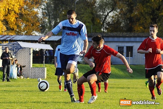 Zdjęcie w galerii na portalu naszwodzislaw.com: Piłkarze Rafako wygrali z Naprzodem wiadomości z regionu