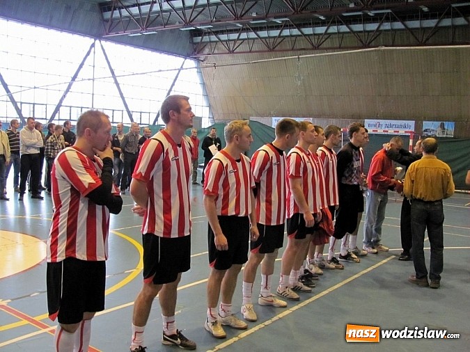 Zdjęcie w galerii na portalu naszwodzislaw.com: XXI Mistrzostwa Śląska strażaków w piłce halowej wiadomości z regionu