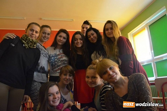 Zdjęcie w galerii na portalu naszwodzislaw.com: Liceum na Skalnej w Rydułtowach gościło obcokrajowców wiadomości z regionu